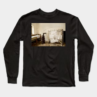 Dunham Massey- Washing 2 Long Sleeve T-Shirt